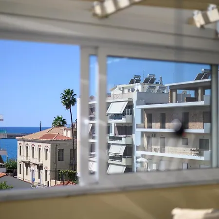 Myrto Luxurious Floor Lejlighed *