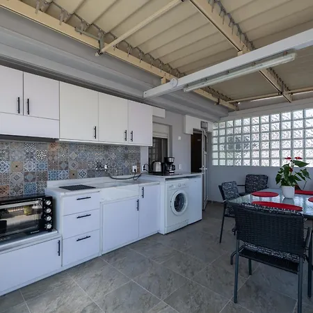 Myrto Luxurious Floor