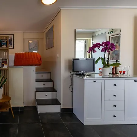 Myrto Luxurious Floor Apartmán *