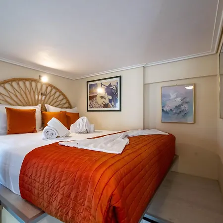 Myrto Luxurious Floor *